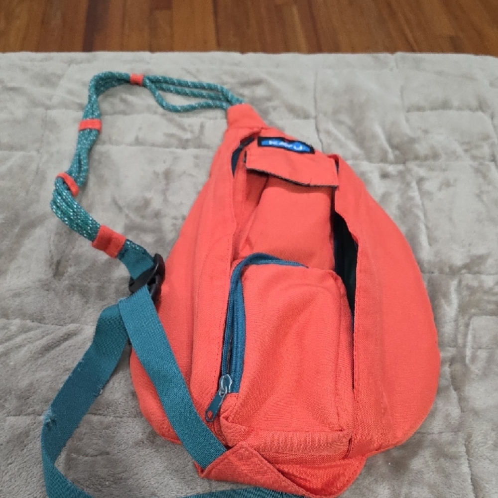 Kavu Slingback Crossbody Bag Orange/Green Adjustable Strap Pockets GUC‎ **READ**